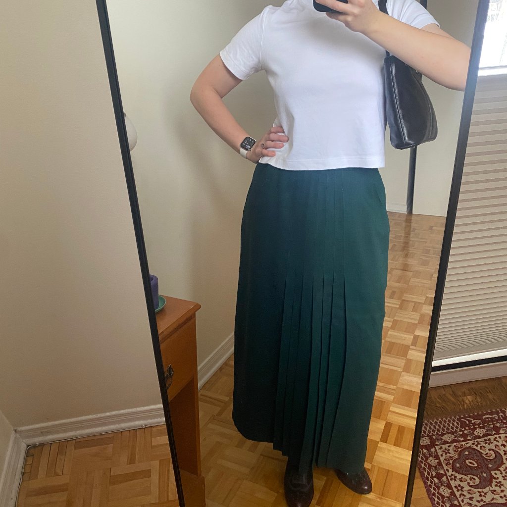 ($10 In Bundle) 100% Pure Virgin Wool Forest Green Pleated Maxi Skirt W/ Pockets